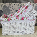 Panier en rotin blanc