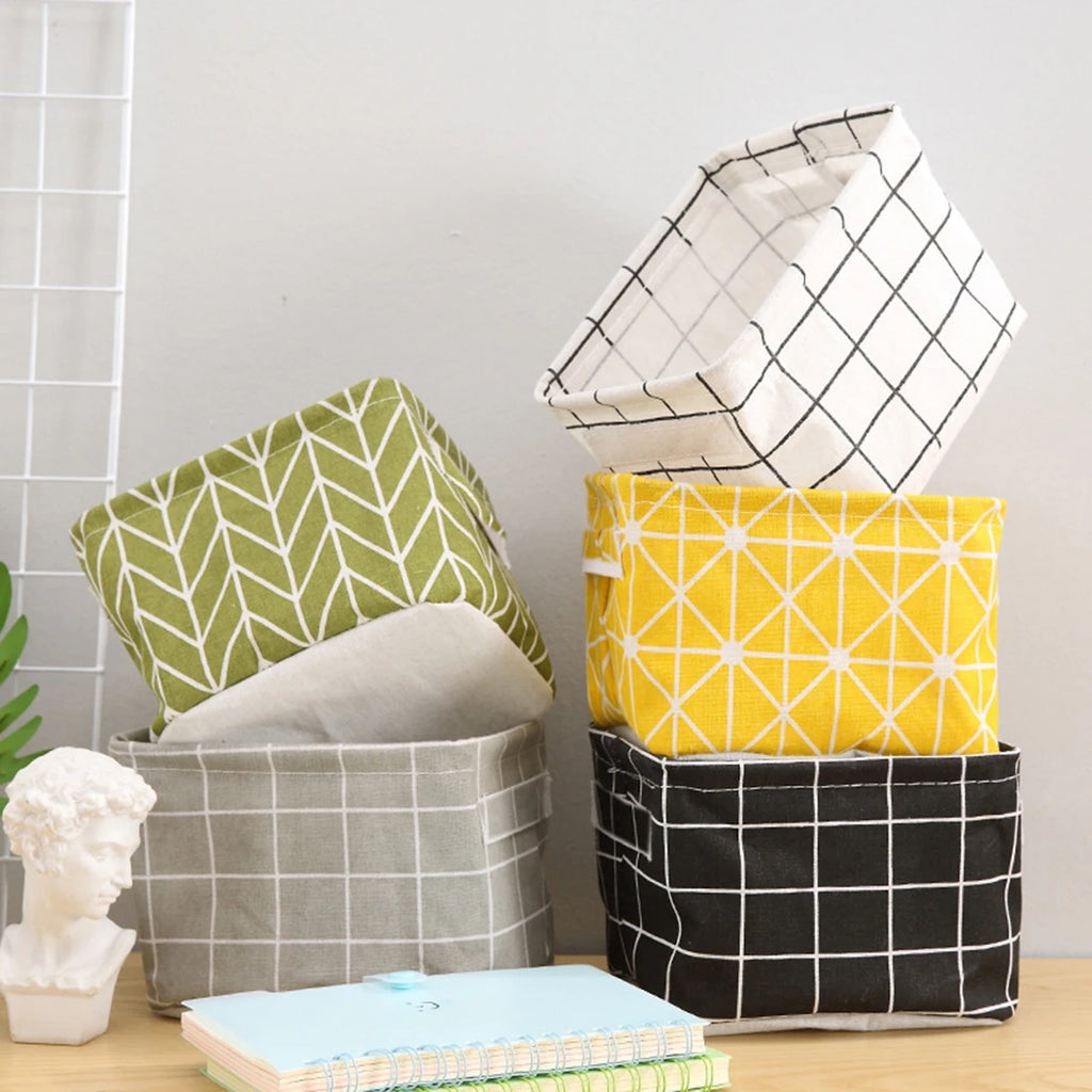 Petit panier de rangement salle de bain