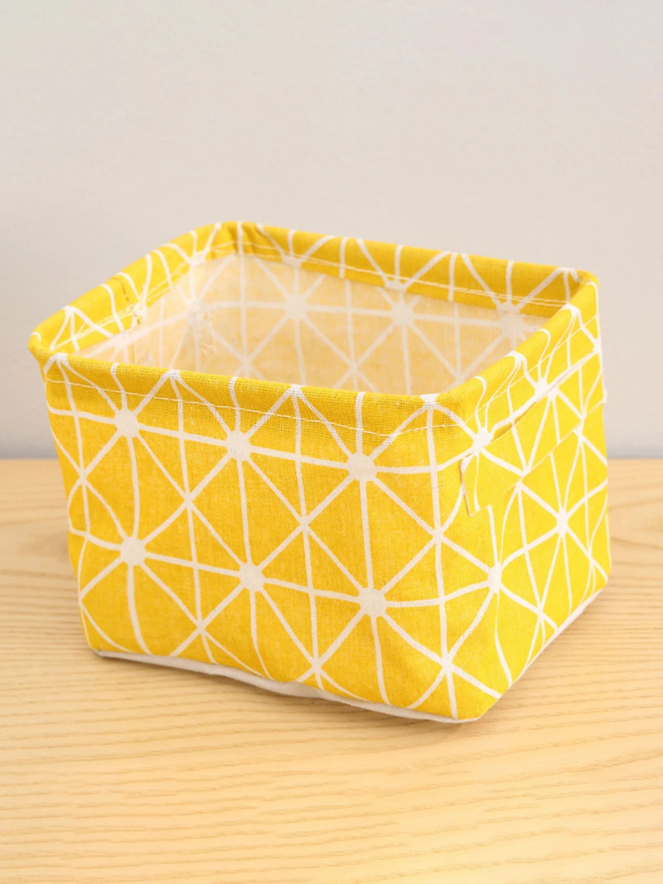 Petit panier de rangement salle de bain