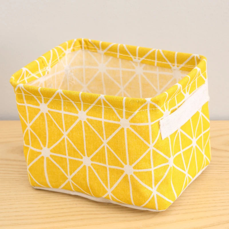 Petit panier de rangement salle de bain