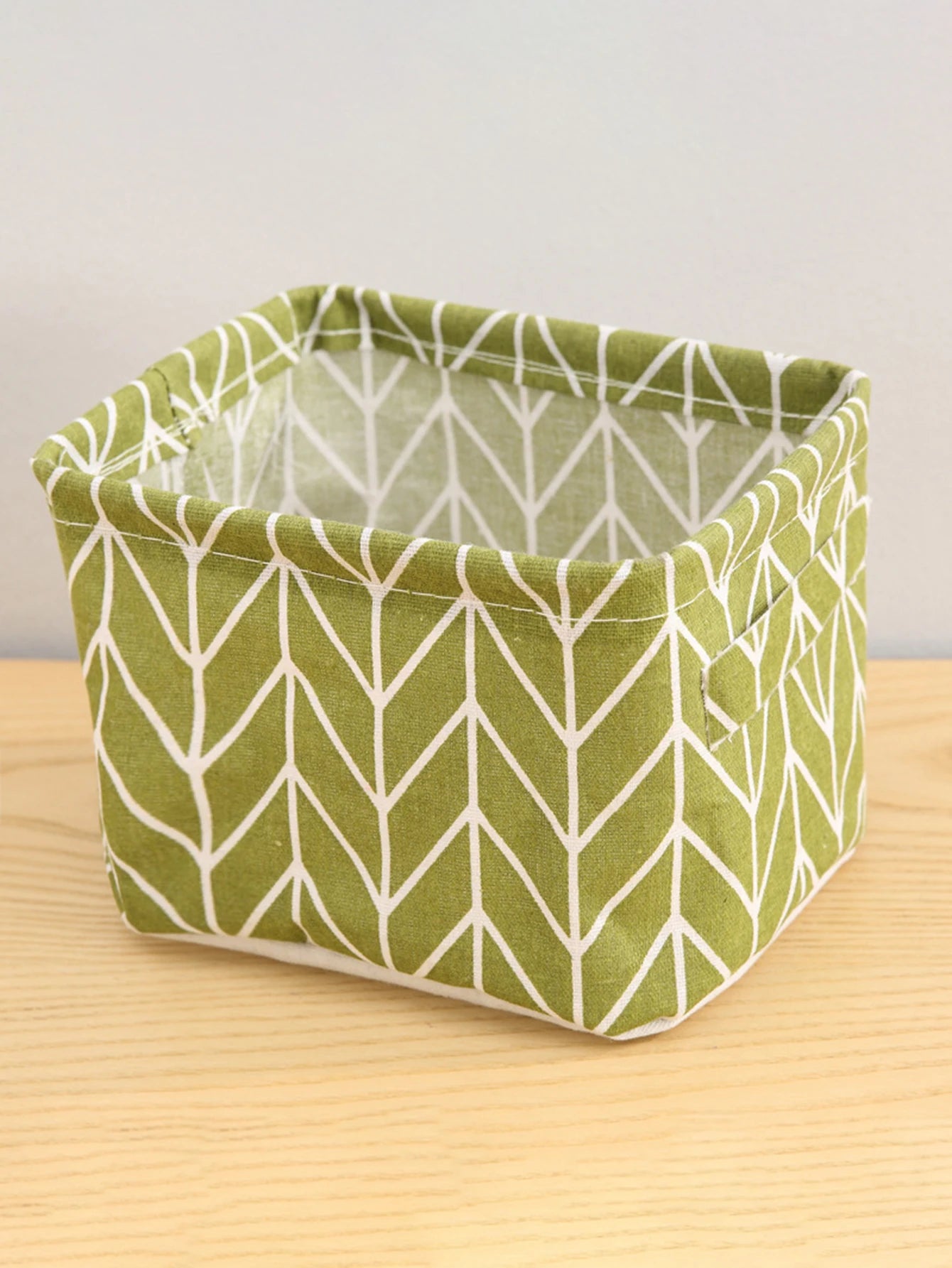Petit panier de rangement salle de bain