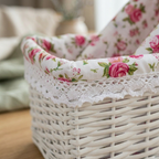Panier en rotin blanc
