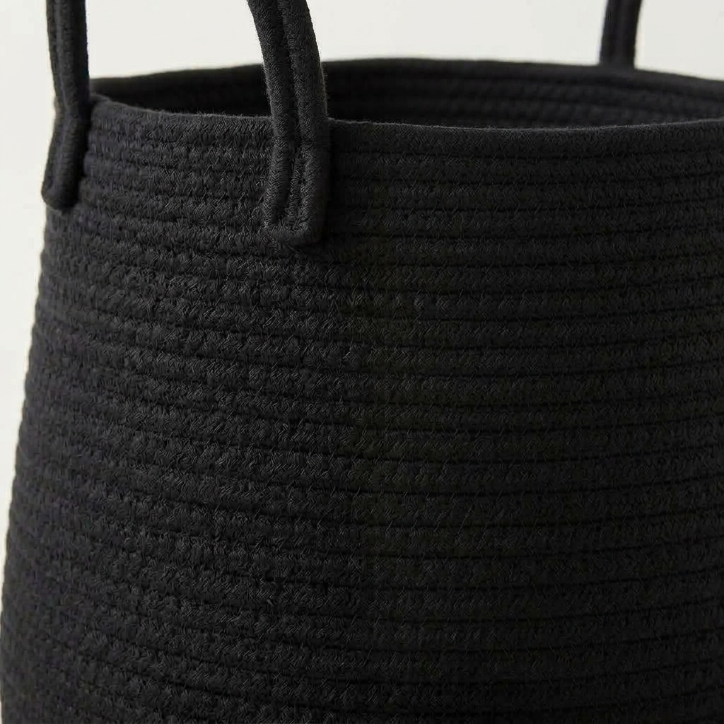 Panier à linge noir